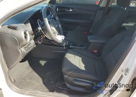 2019 Kia Forte Gt Line z USA, uszkodzony, nr VIN 3KPF34AD8KE033994